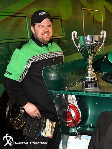 LMP_6194_PM_Mats_Eriksson_winnercup_and_LG_Main_Event_2015_LP540.jpg